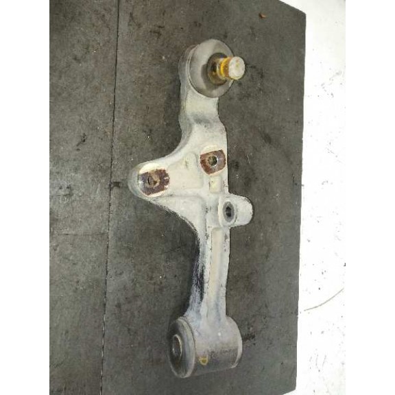 Recambio de brazo suspension inferior delantero derecho para kia carnival ii 2.9 crdi cat referencia OEM IAM   