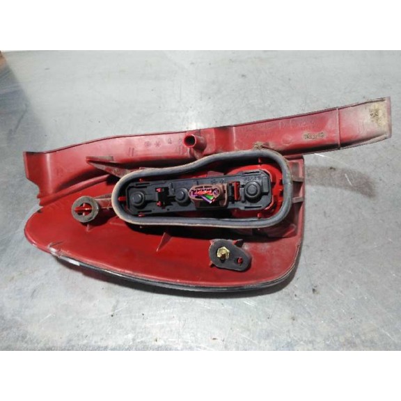 Recambio de piloto trasero derecho para peugeot 306 break boulebard referencia OEM IAM  RANCHERA 