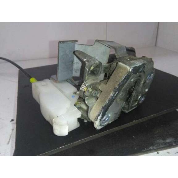 Recambio de cerradura puerta trasera derecha para toyota aygo (kgb/wnb) 1.0 cat referencia OEM IAM   