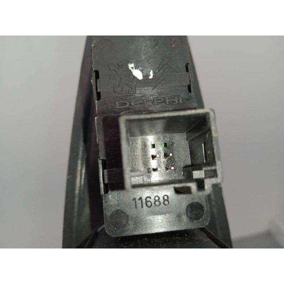 Recambio de mando elevalunas trasero izquierdo para peugeot 308 confort referencia OEM IAM 96565185XT  