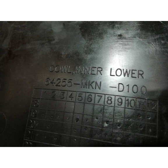 Recambio de moldura para honda cbr 650r cbr 650r referencia OEM IAM 64255MKND100 QUILLA CENTRAL 