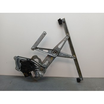 ELEVALUNAS DELANTERO DERECHO 807302741r 6 pines 