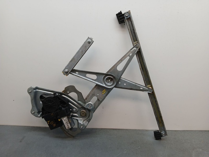 Recambio de elevalunas delantero derecho para renault scenic iii expression referencia OEM IAM 807302741r 6 pines 