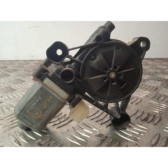 Recambio de motor elevalunas delantero izquierdo para seat leon st (5f8) reference advanced referencia OEM IAM 5Q0959801B  