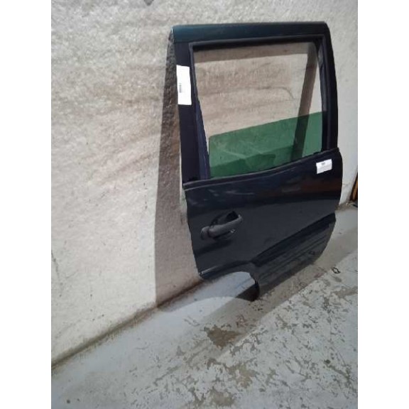 Recambio de puerta trasera derecha para nissan terrano/terrano.ii (r20) aventura referencia OEM IAM   