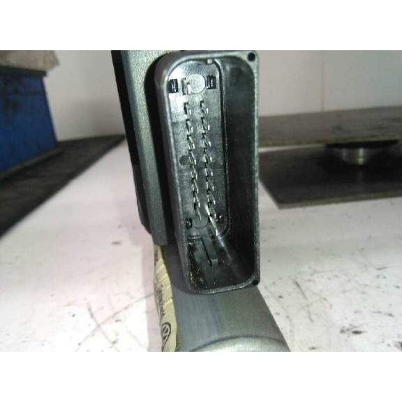 Recambio de motor elevalunas trasero izquierdo para seat leon (1m1) signo referencia OEM IAM 1C0959811A  