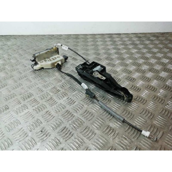 Recambio de cerradura puerta trasera izquierda para peugeot 208 gt line referencia OEM IAM 9812501280  
