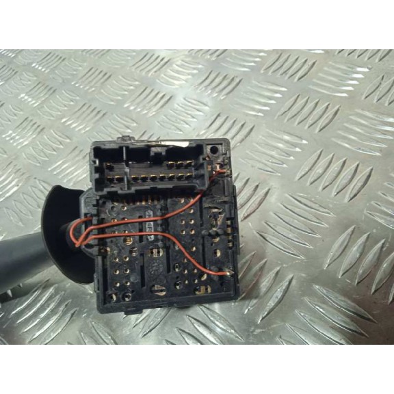 Recambio de mando limpia para dacia lodgy ambiance referencia OEM IAM 681726046R 681726046R 