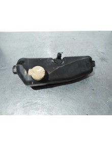 Recambio de deposito limpia para dacia sandero ambiance music referencia OEM IAM 289109345R  