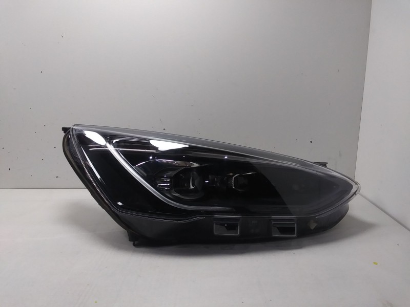Recambio de faro derecho para ford focus iv turnier (hp) 1.5 ecoblue referencia OEM IAM   LED