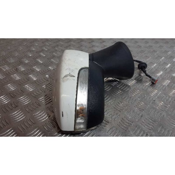 Recambio de retrovisor derecho para ford ecosport trend referencia OEM IAM 2447169 ELÉCTRICO NO ABATIBLE BLANCO