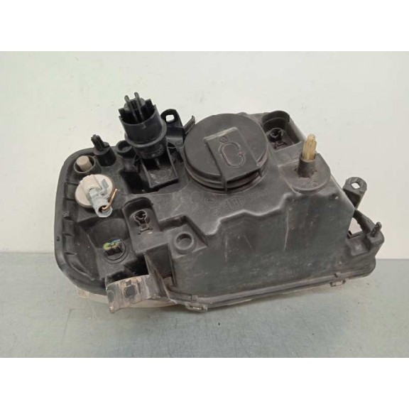 Recambio de faro izquierdo para dacia logan express 1.5 dci diesel cat referencia OEM IAM 8200211005 89028771 H4