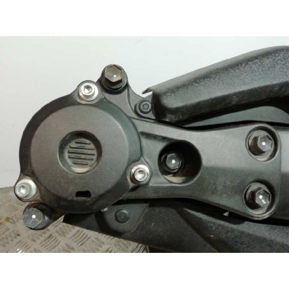 Recambio de bomba agua para yamaha tmax tmax dx referencia OEM IAM   