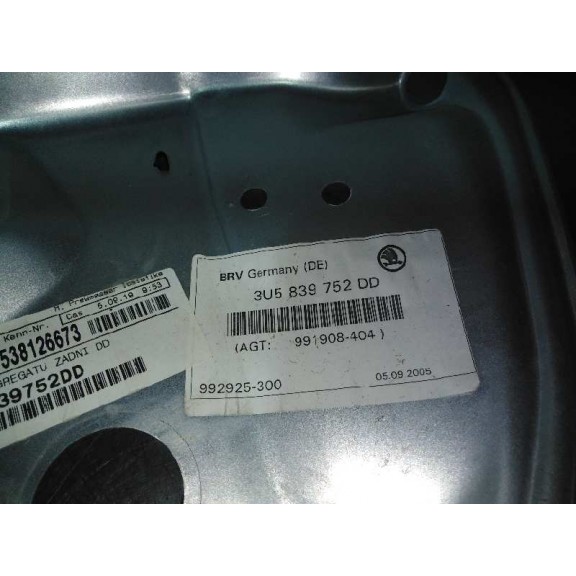 Recambio de elevalunas trasero derecho para skoda superb (3u4) classic referencia OEM IAM 3U5839752DD PANEL 