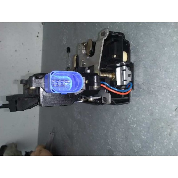 Recambio de cerradura puerta trasera izquierda para skoda octavia berlina (1z3) active referencia OEM IAM 7L0839015 7 PIN 
