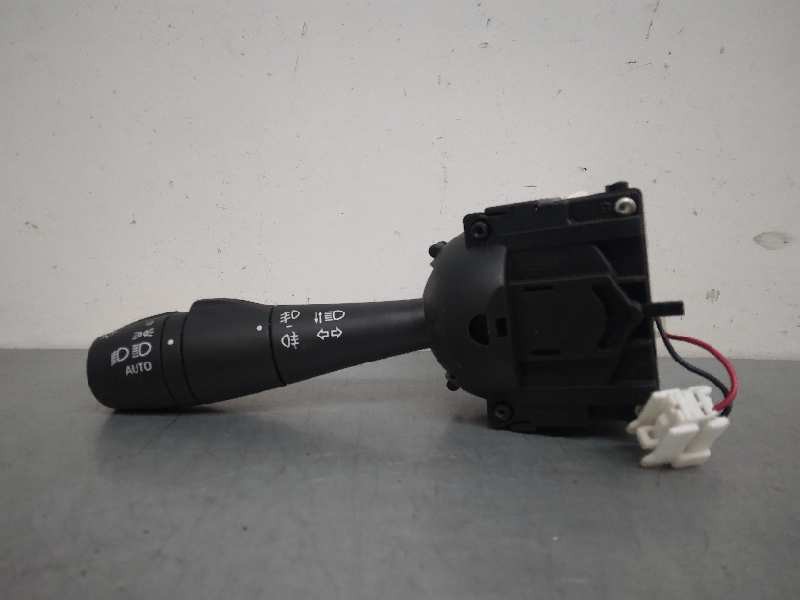 Recambio de mando luces para renault captur zen referencia OEM IAM 255675887R E10670323 