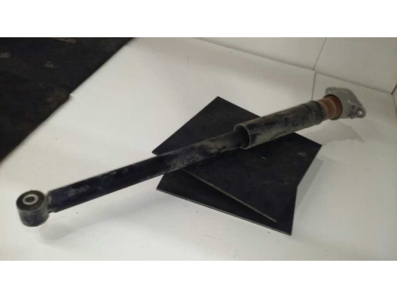 Recambio de amortiguador trasero derecho para ford fiesta (ccn) champions edition referencia OEM IAM   