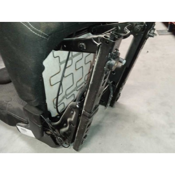Recambio de asiento trasero izquierdo para citroën c4 picasso exclusive referencia OEM IAM   ISOFIX