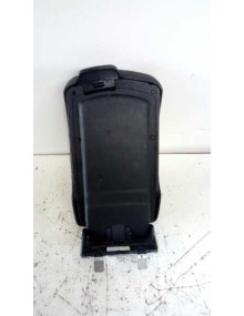 Recambio de apoyabrazos central para citroën c4 lim. seduction referencia OEM IAM 10002443 SOLO TAPA  2