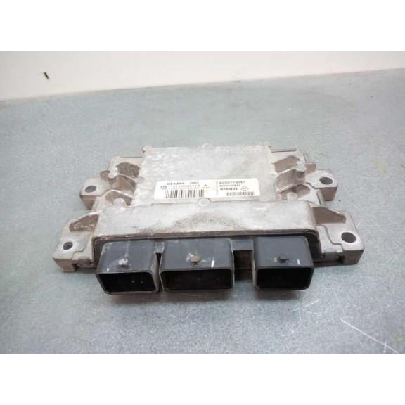 Recambio de centralita motor uce para renault twingo acces referencia OEM IAM 8200774747  