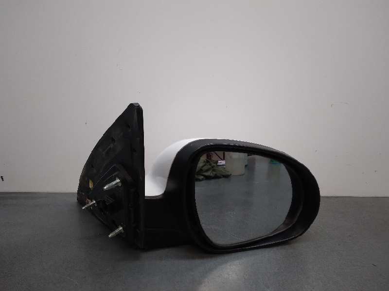Recambio de retrovisor derecho para hyundai i30cw 1.6 crdi cat referencia OEM IAM  5 PINES 