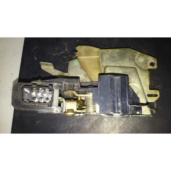 Recambio de cerradura puerta delantera izquierda para bmw serie 5 berlina (e34) 525td referencia OEM IAM   6 PINS