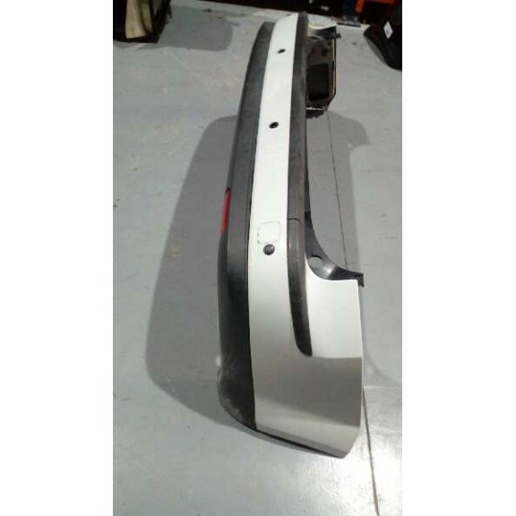 Recambio de paragolpes trasero para ford focus sportbreak (cap) ghia referencia OEM IAM  RANCHERA BLANCO