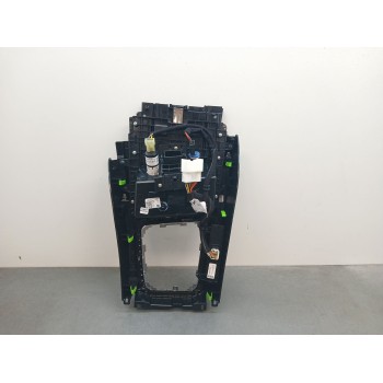 Recambio de consola central para kia ceed gt line referencia OEM IAM 84675j7000 guantera 