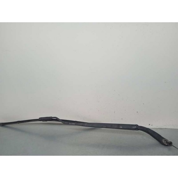 Recambio de brazo limpia delantero izquierdo para renault scenic ii 2.0 referencia OEM IAM 8200466006  