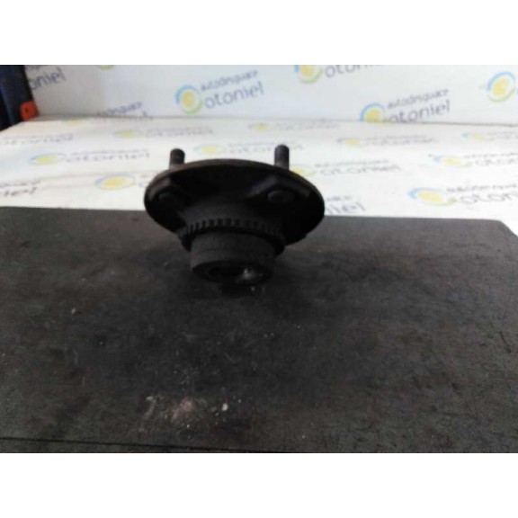 Recambio de buje para nissan almera (n16/e) acenta referencia OEM IAM  TRASERO DERECHO 