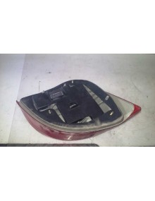 Recambio de piloto trasero derecho para ford fiesta berlina básico referencia OEM IAM   2ª SERIE 2