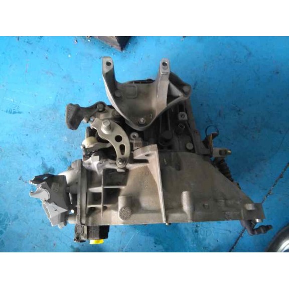 Recambio de caja cambios para peugeot 407 st confort pack referencia OEM IAM 20MB17 127.365KM 6V