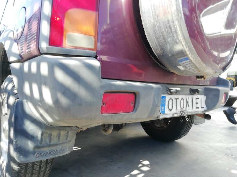 Recambio de paragolpes trasero para ssangyong korando 2.9 diesel referencia OEM IAM  CON CATADRIOPTICOS 