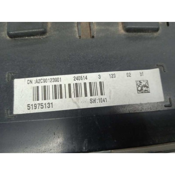 Recambio de cuadro instrumentos para fiat 500 l (330) basic referencia OEM IAM 51975131 A2C90123901 230KMH--7000RPM