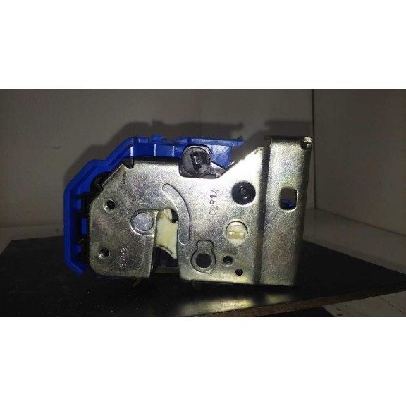 Recambio de cerradura puerta trasera derecha para fiat 500 l (330) basic referencia OEM IAM 51930022  4 PINS