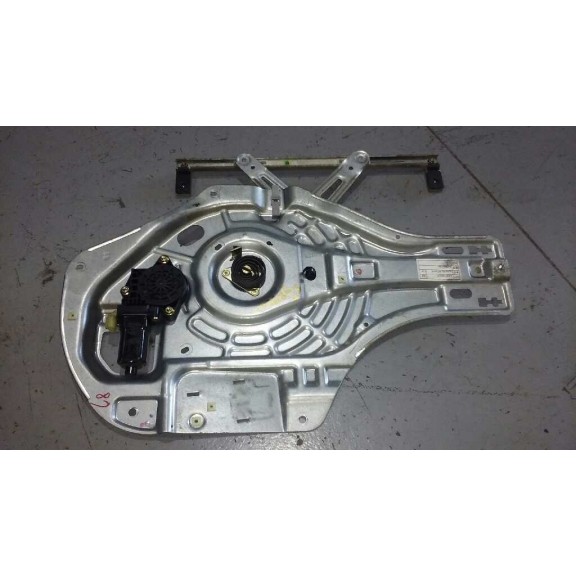 Recambio de elevalunas delantero izquierdo para hyundai tucson (jm) 2.0 comfort referencia OEM IAM 824702E010  