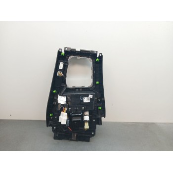 Recambio de consola central para kia ceed gt line referencia OEM IAM 84675j7000 guantera 