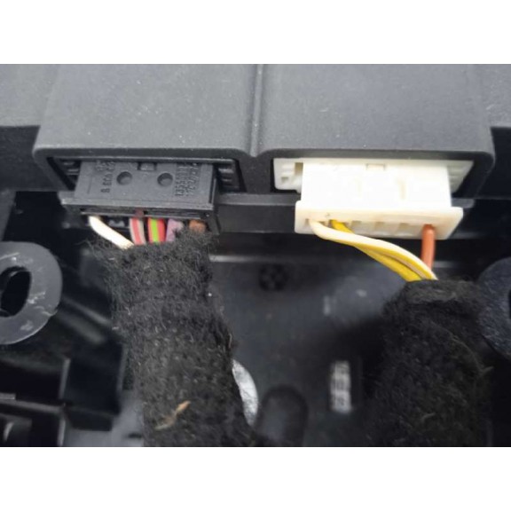 Recambio de luz interior para bmw mini (r56) one referencia OEM IAM 3455632 28252455 DELANTERA