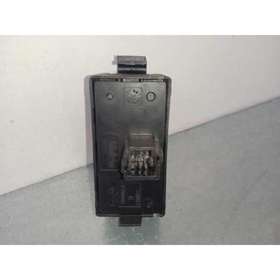 Recambio de warning para dacia lodgy ambiance referencia OEM IAM 252905668R  6 PINS