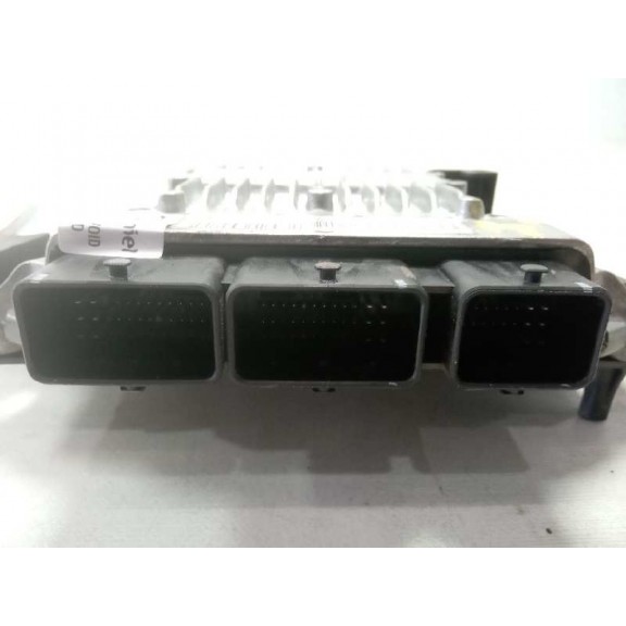 Recambio de centralita motor uce para peugeot 407 st sport referencia OEM IAM 5WS40261BT SW9660780780 SIEMENS