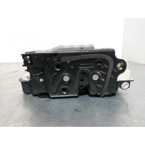 Recambio de cerradura puerta trasera izquierda para skoda fabia ambition referencia OEM IAM 6V0839015A  7 PIN