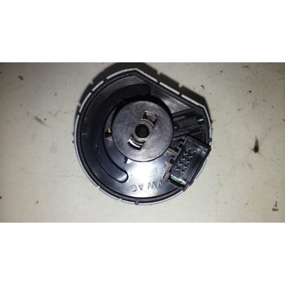 Recambio de mando luces para skoda fabia ambition referencia OEM IAM 5E0941431G SALPICADERO 