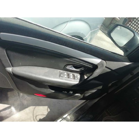 Recambio de guarnecido puerta delantera izquierda para renault laguna iii dynamique referencia OEM IAM   