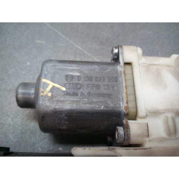 Recambio de elevalunas delantero izquierdo para peugeot 407 st sport referencia OEM IAM 1137328125 0130822200 2 PINES