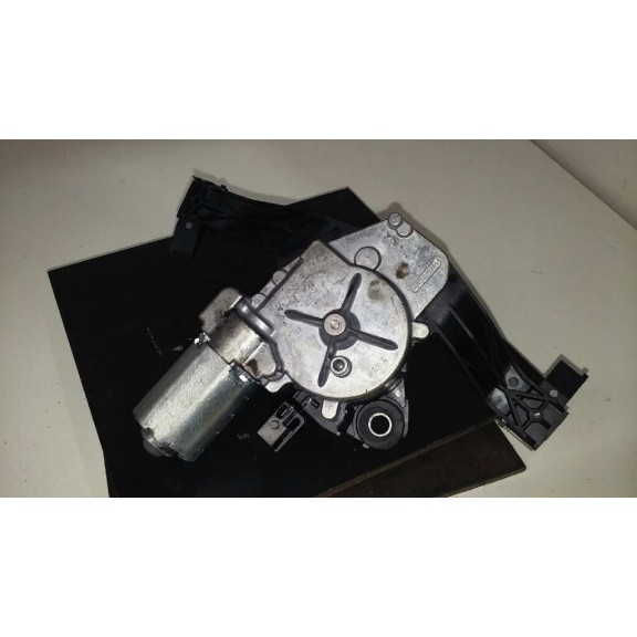 Recambio de motor limpia trasero para opel corsa e edition referencia OEM IAM   