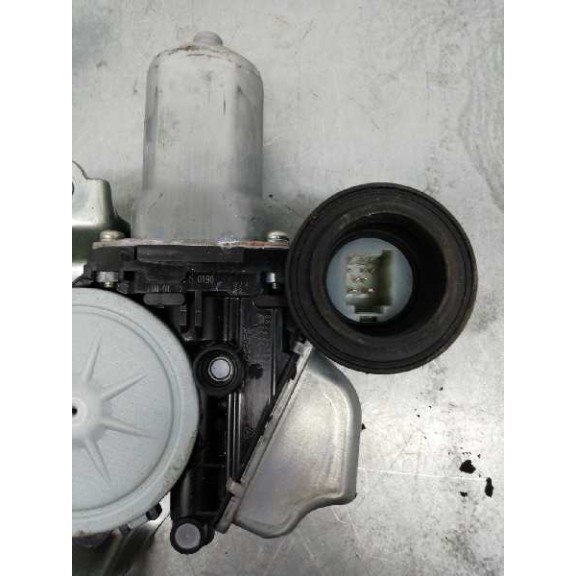 Recambio de elevalunas delantero izquierdo para lexus ct 200h referencia OEM IAM 8572075060 0620202531 7 PINS