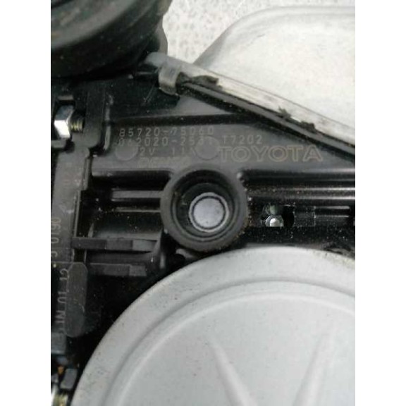 Recambio de elevalunas delantero izquierdo para lexus ct 200h referencia OEM IAM 8572075060 0620202531 7 PINS