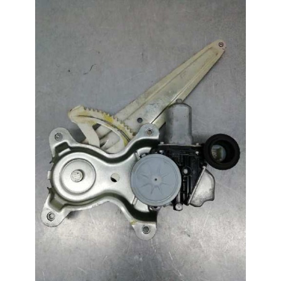 Recambio de elevalunas trasero derecho para lexus ct 200h referencia OEM IAM 8572075070 0620202452 7 PINS