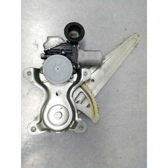 Recambio de elevalunas trasero izquierdo para lexus ct 200h referencia OEM IAM 8571075070 0620202462 7 PINS