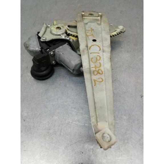 Recambio de elevalunas trasero izquierdo para lexus ct 200h referencia OEM IAM 8571075070 0620202462 7 PINS